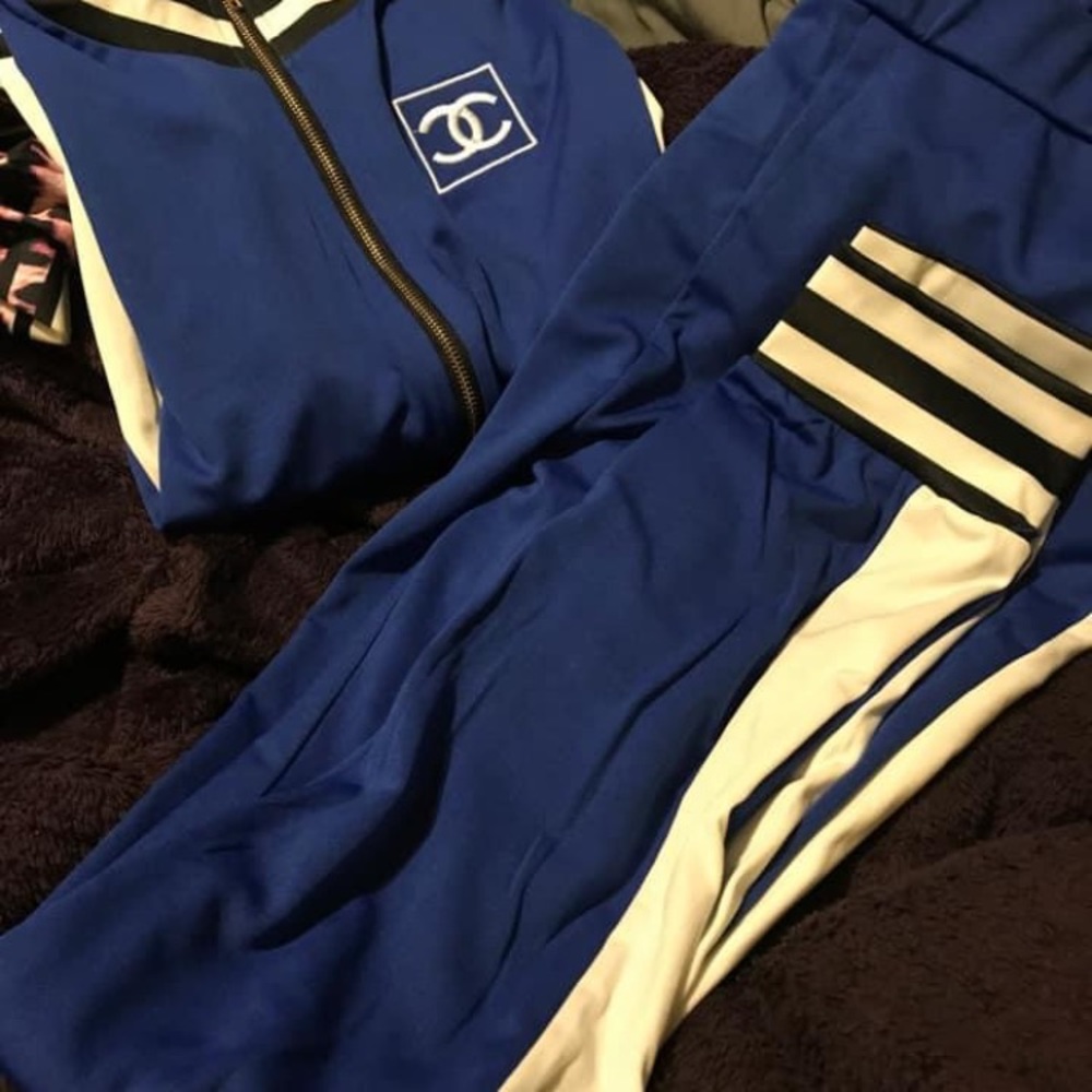 C-two piece set small.